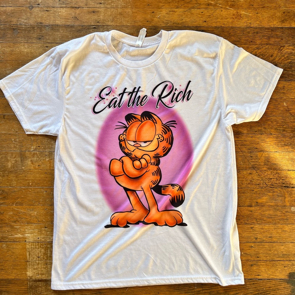 Funny Garfield Eat the Rich Faux Airbrush Tee - Unisex Large